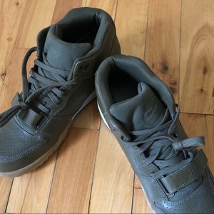 Nike Air Trainer 1 Mid